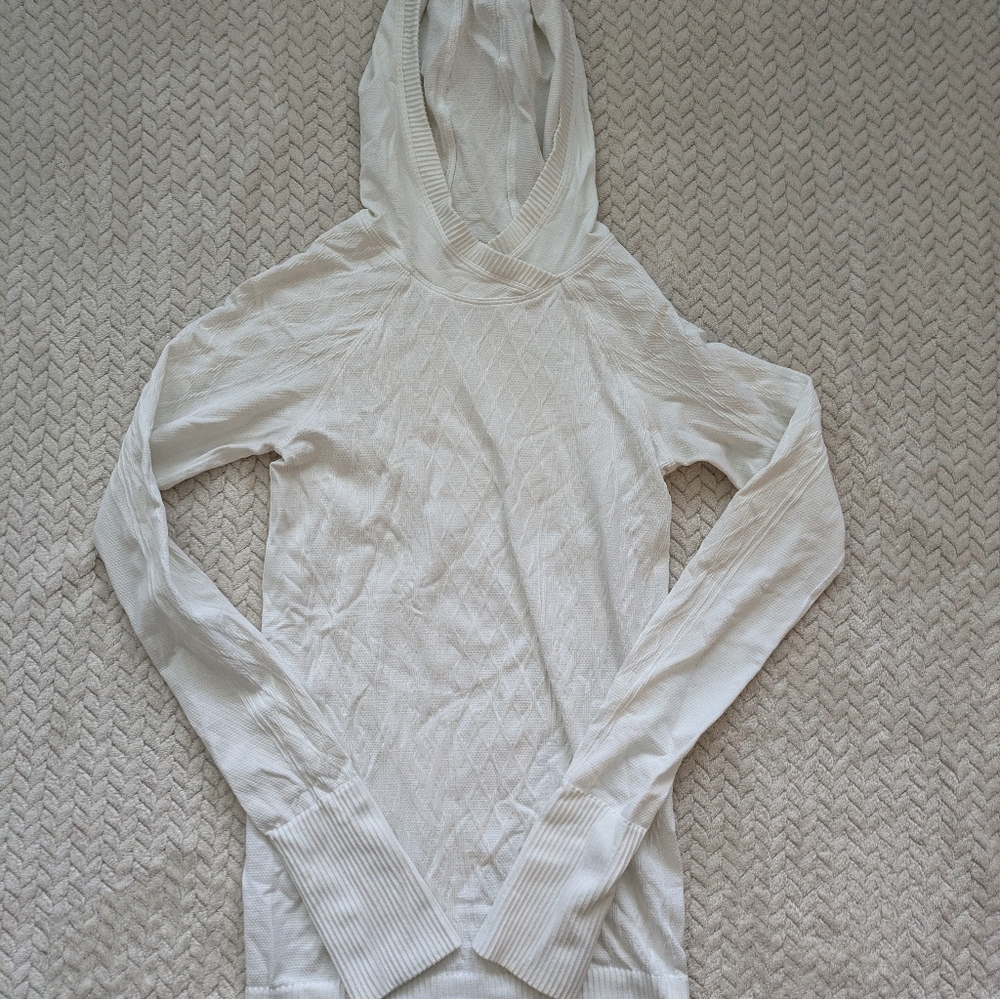 Lululemon Restless Textured Hoodie - Picture 2 of 3